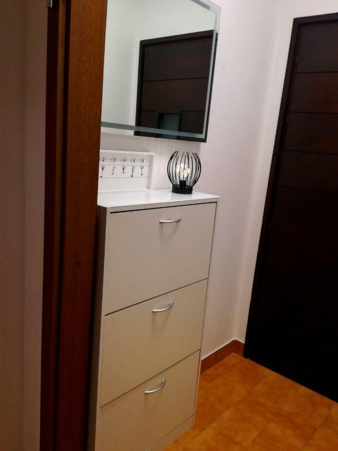 Sun House Apartment Brzac Exterior photo